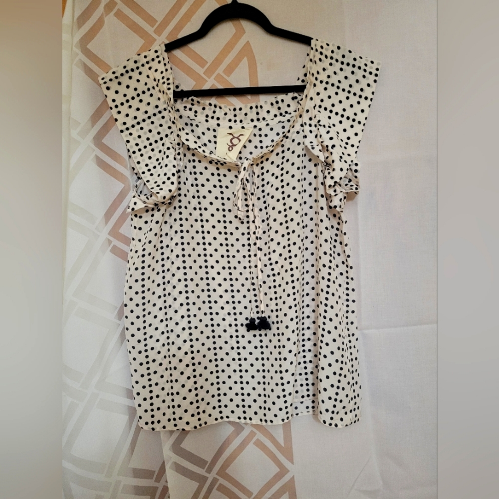 FIGUE women top, blouse, rifles around sleeves, size S